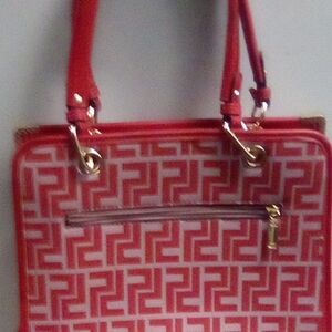 Beautiful red fashion shoulder bag